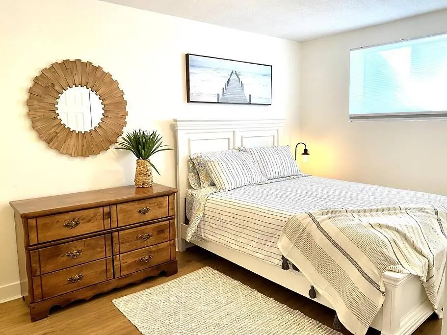 Charming Two-Bedroom Getaway With Large Private Yard Victoria 0*,  Canada
